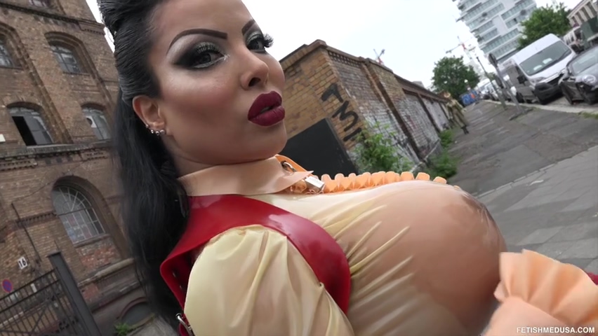 Lady Medusa Rubber Babe