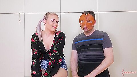 Olivia Kasady – S Ing For Ass Cream