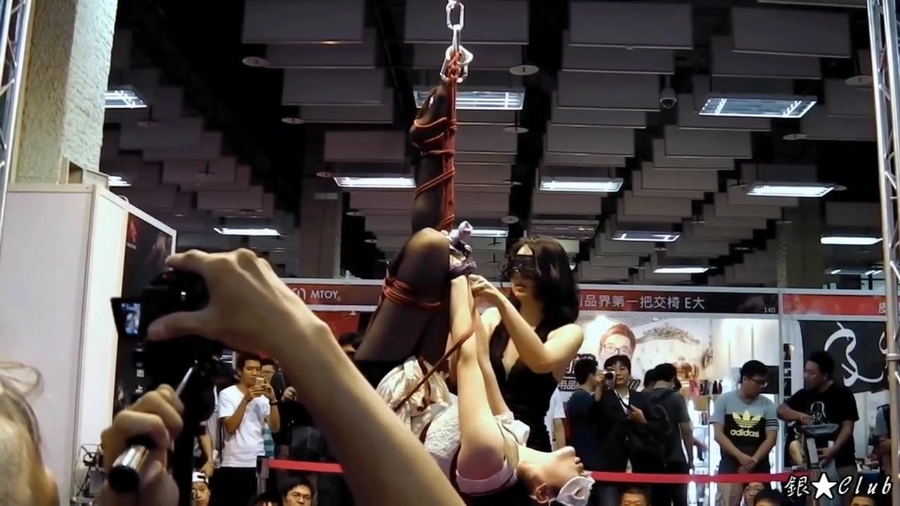Chinese Tied Up Show